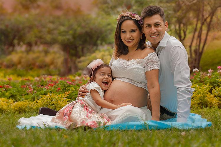 Ropa para sesión de fotos de maternidad - Fotografía Familiar al